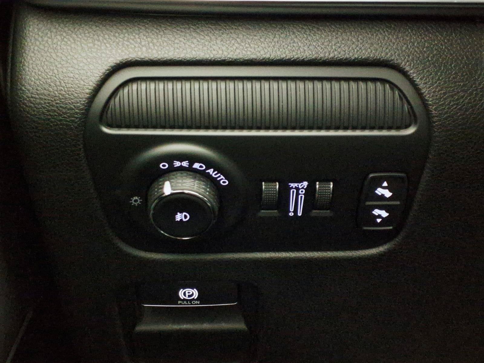 2023 Jeep Wagoneer Series II Carbide