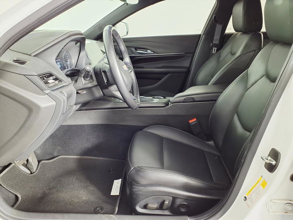 2025 Cadillac CT4 Luxury