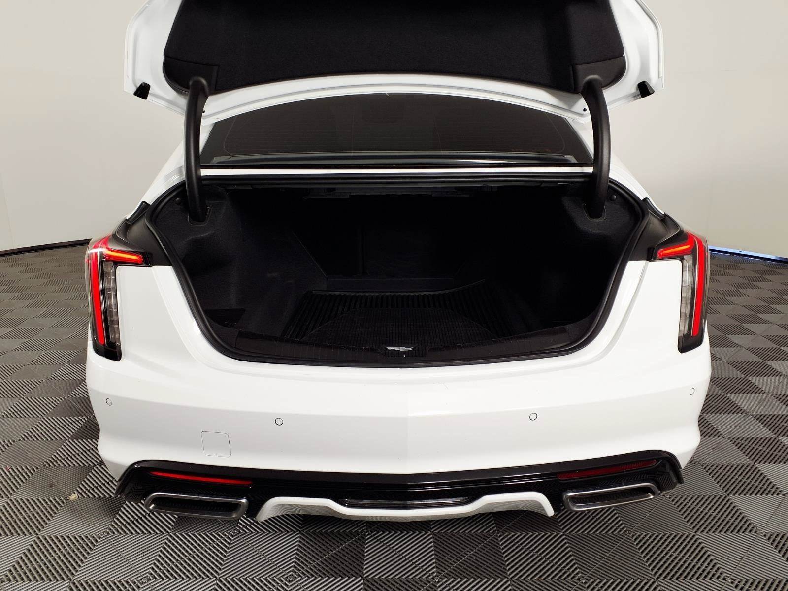 2025 Cadillac CT5 Sport