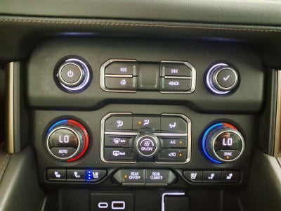 2021 Chevrolet Suburban High Country