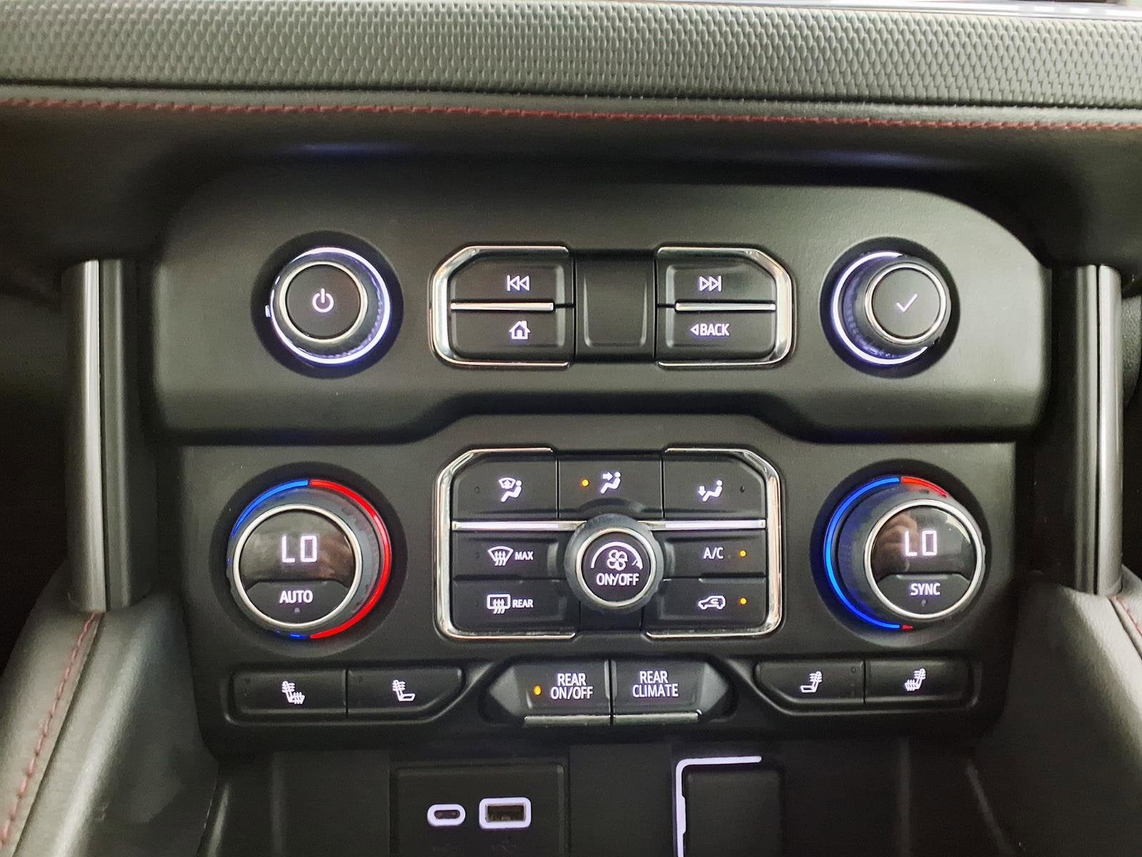 2022 Chevrolet Tahoe RST