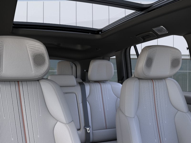2027 Cadillac VISTIQ Luxury