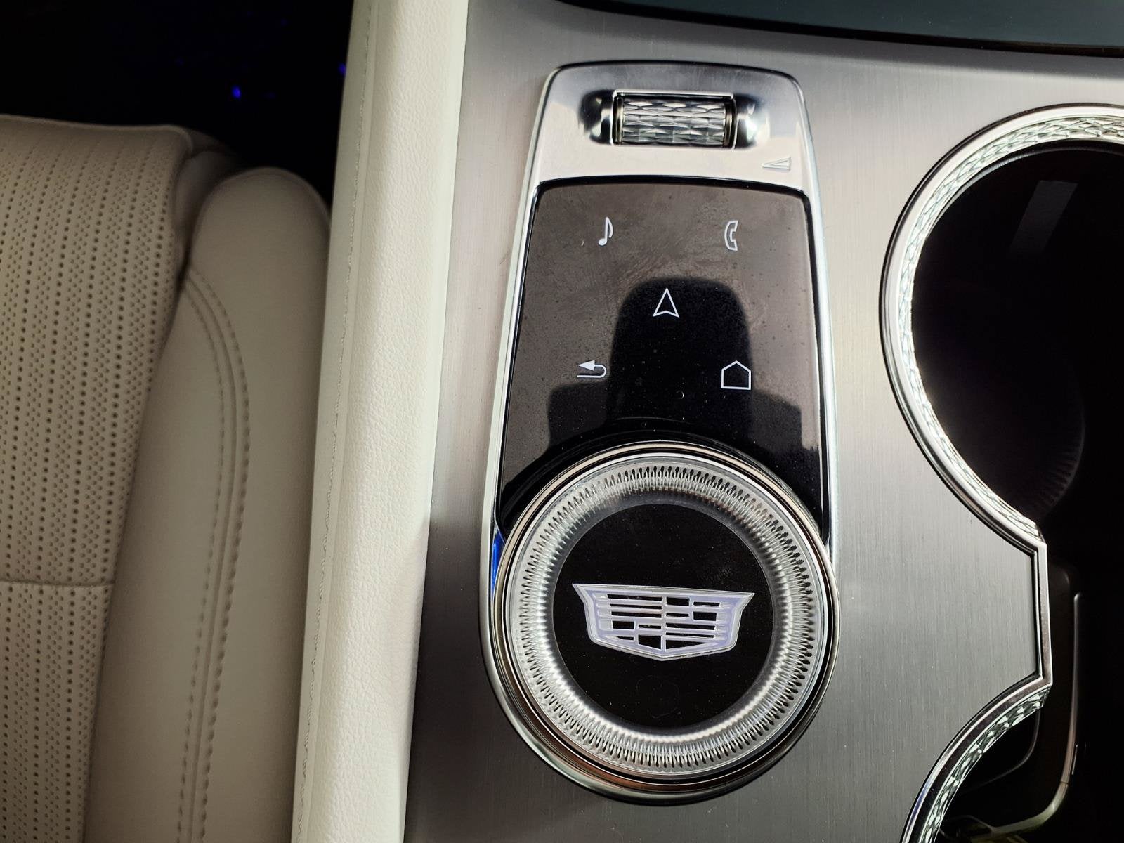 2026 Cadillac VISTIQ Sport