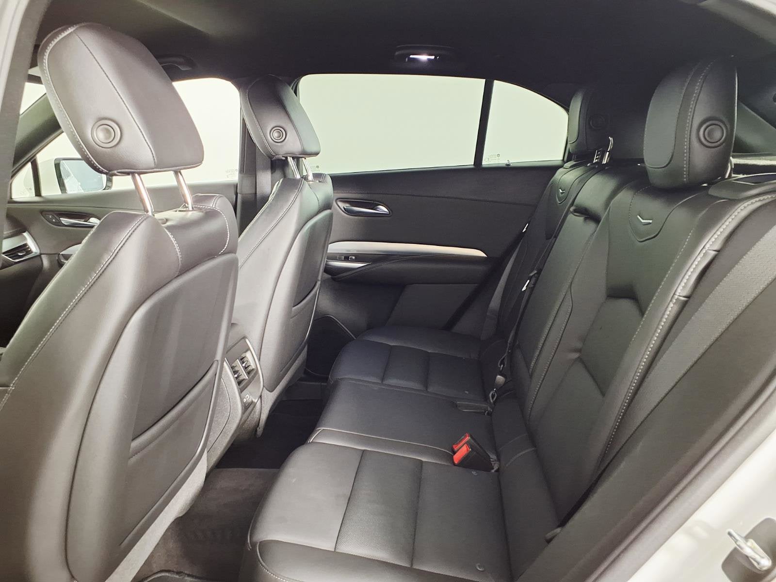2021 Cadillac XT4 FWD Premium Luxury