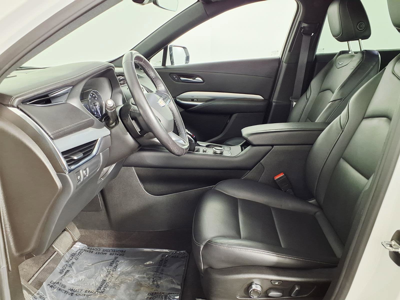 2021 Cadillac XT4 FWD Premium Luxury