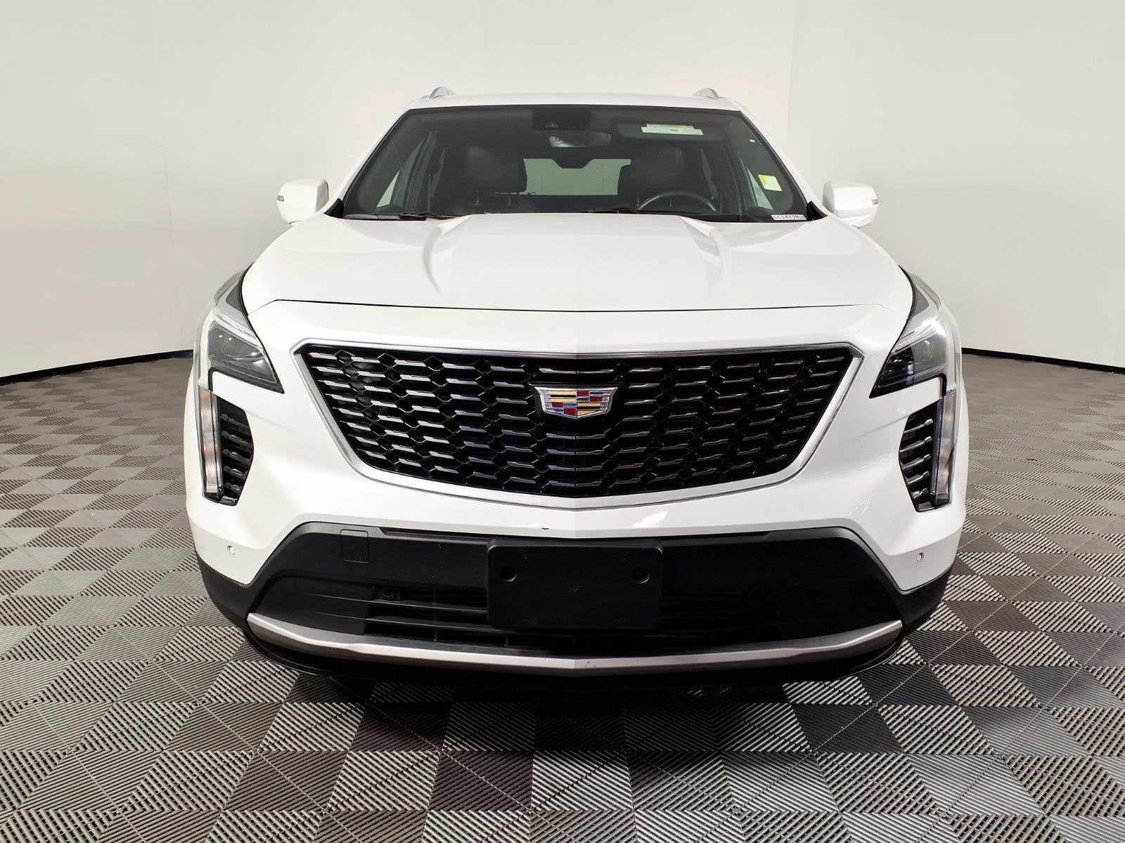 2021 Cadillac XT4 FWD Premium Luxury