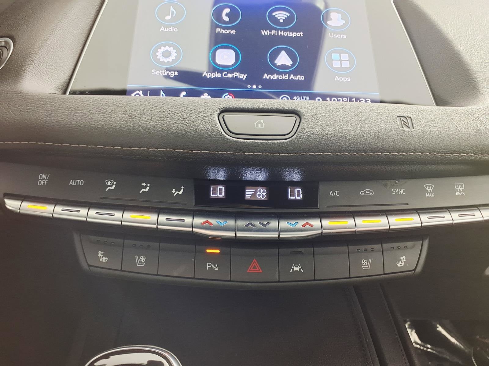 2021 Cadillac XT4 FWD Premium Luxury