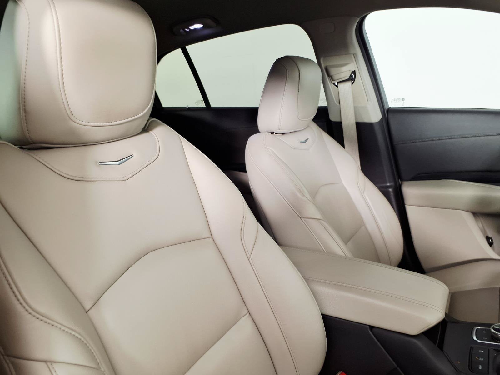 2019 Cadillac XT4 FWD Premium Luxury