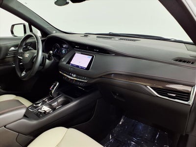 2023 Cadillac XT4 Sport