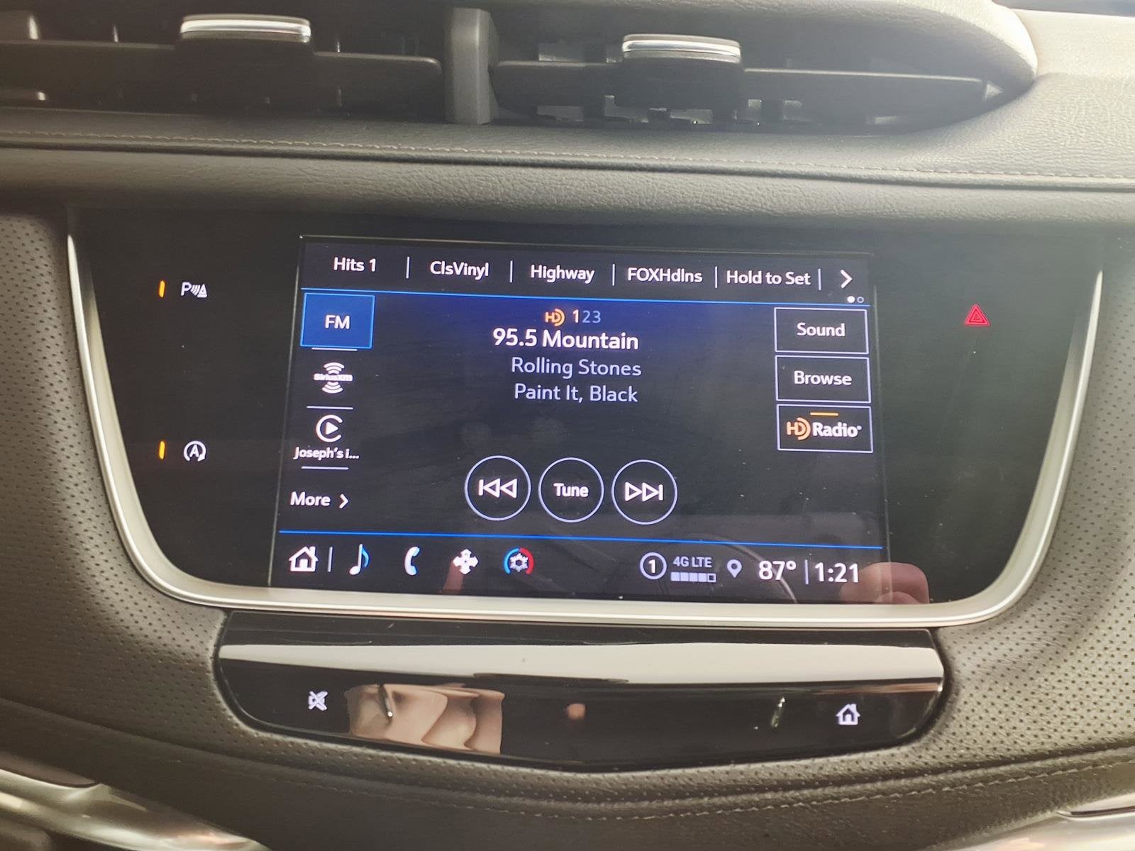 2023 Cadillac XT5 Luxury