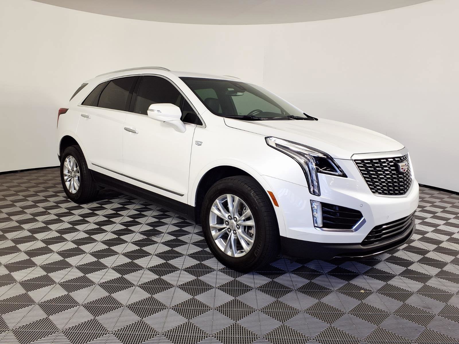 2023 Cadillac XT5 Luxury