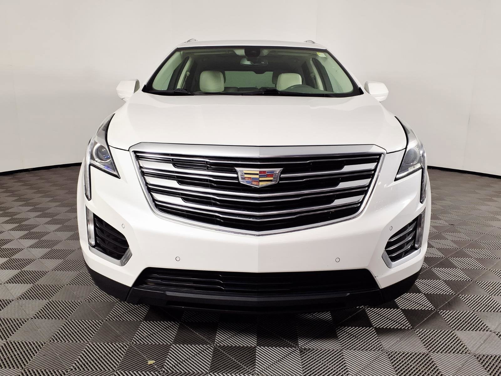 2019 Cadillac XT5 Luxury FWD