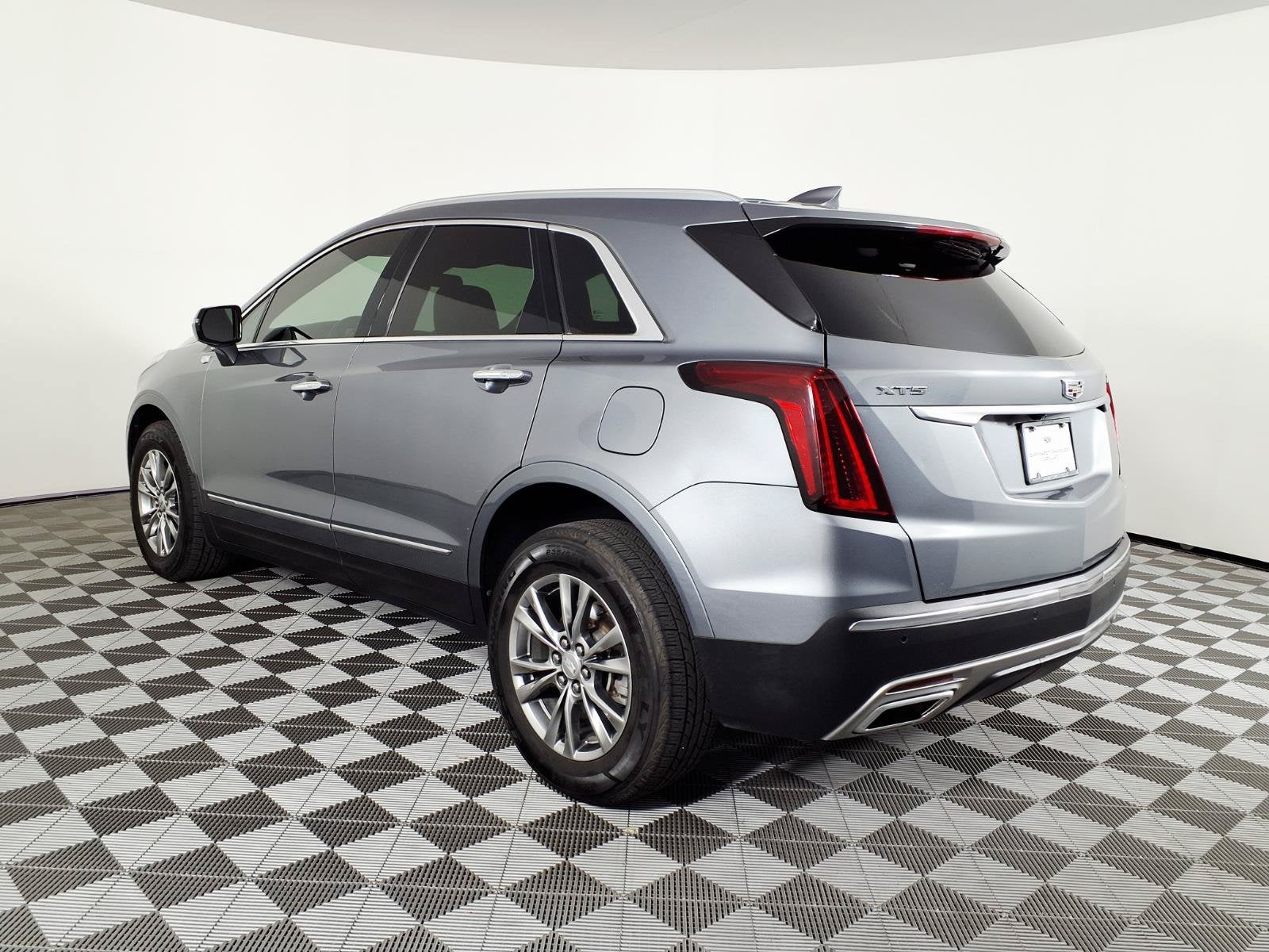 2021 Cadillac XT5 FWD Premium Luxury
