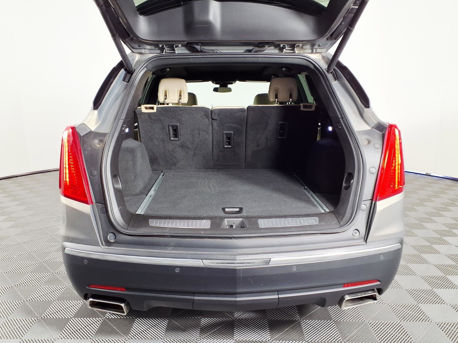 2019 Cadillac XT5 Luxury FWD