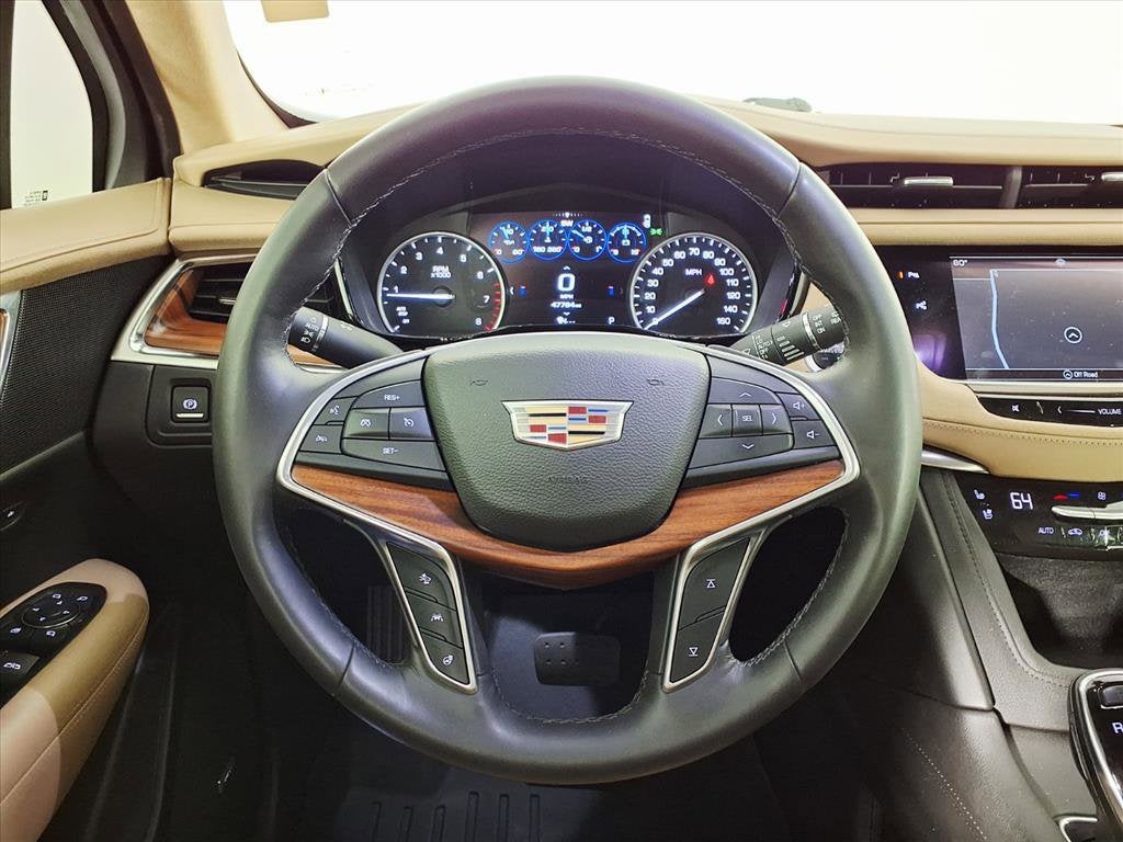 2017 Cadillac XT5 Platinum AWD