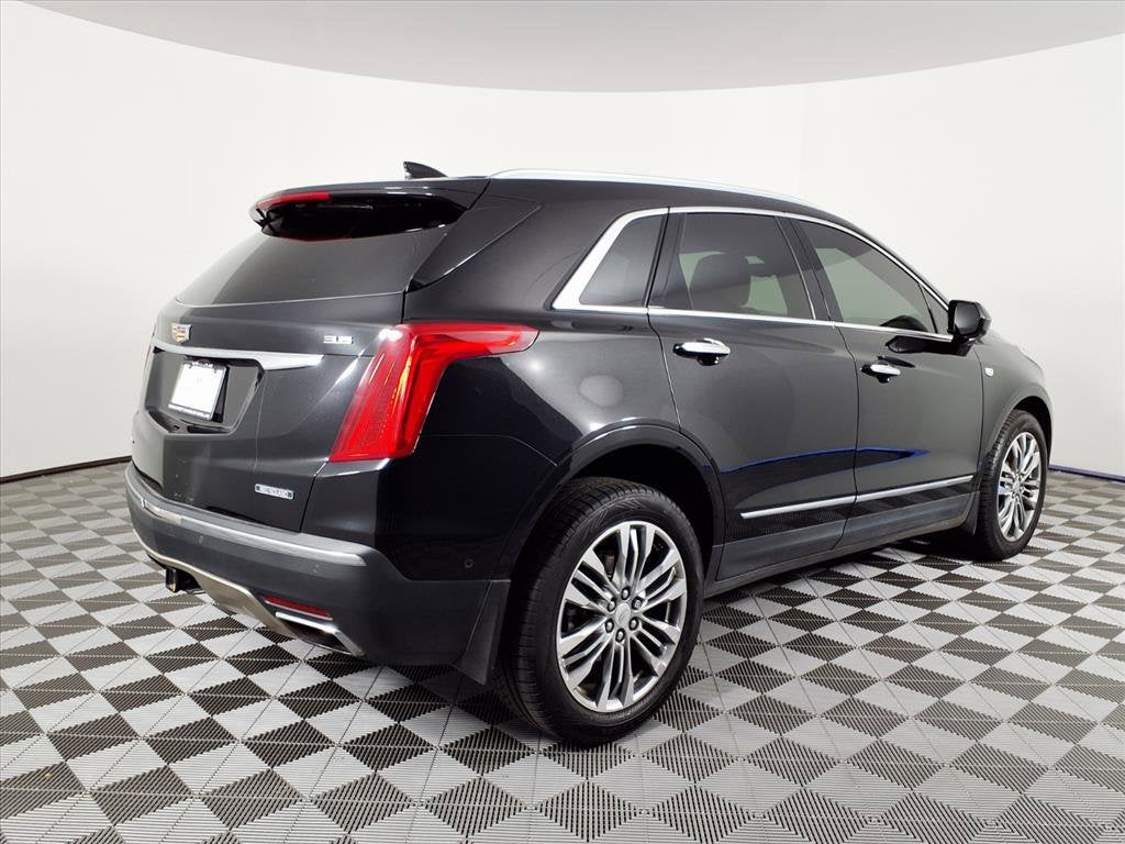 2017 Cadillac XT5 Platinum AWD