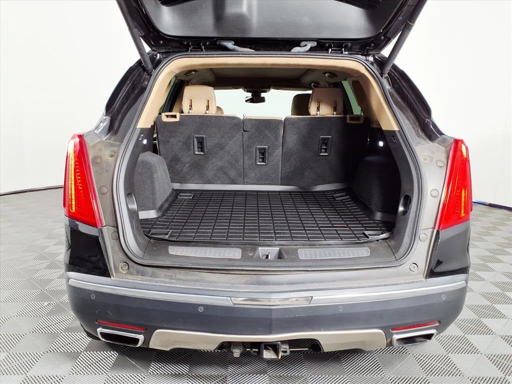 2017 Cadillac XT5 Platinum AWD