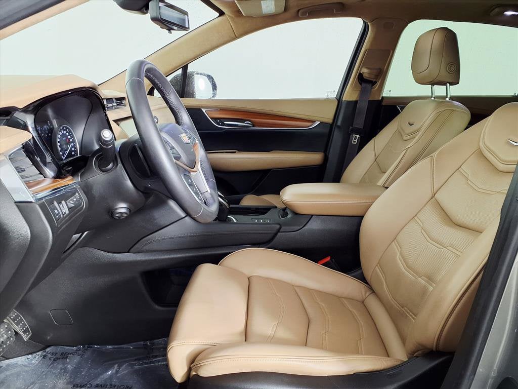 2017 Cadillac XT5 Platinum AWD