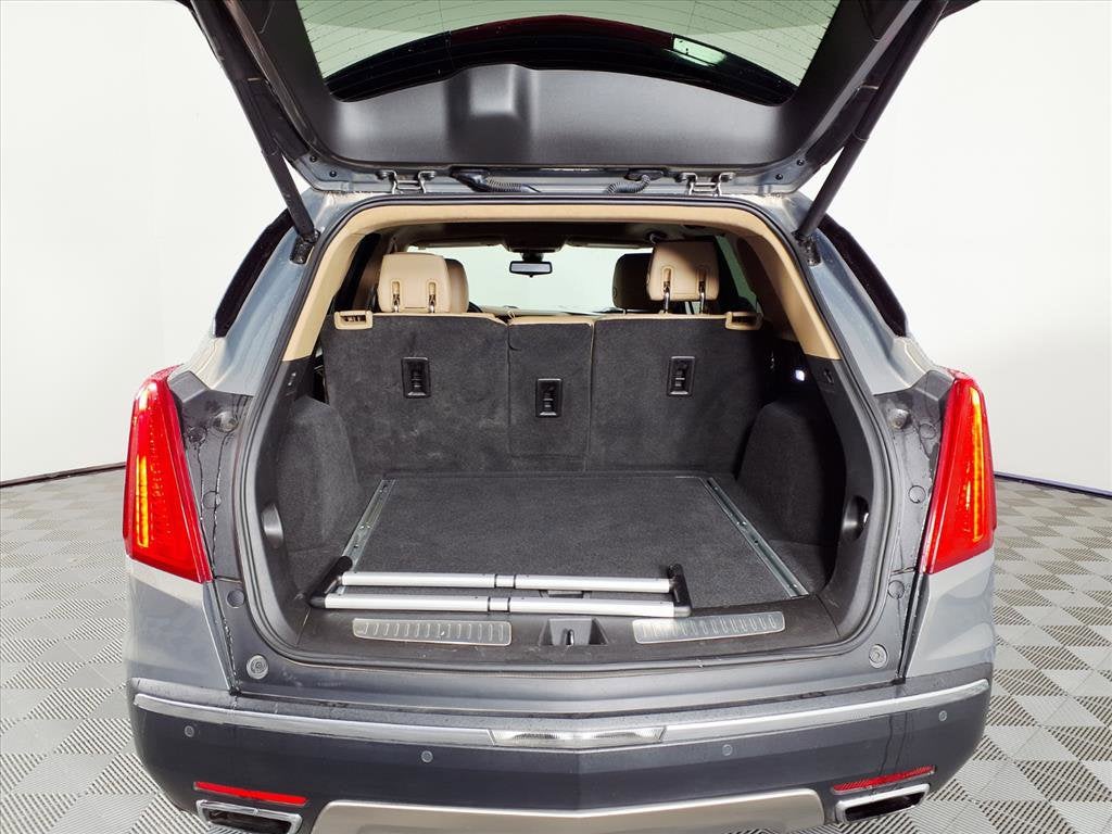 2017 Cadillac XT5 Platinum AWD