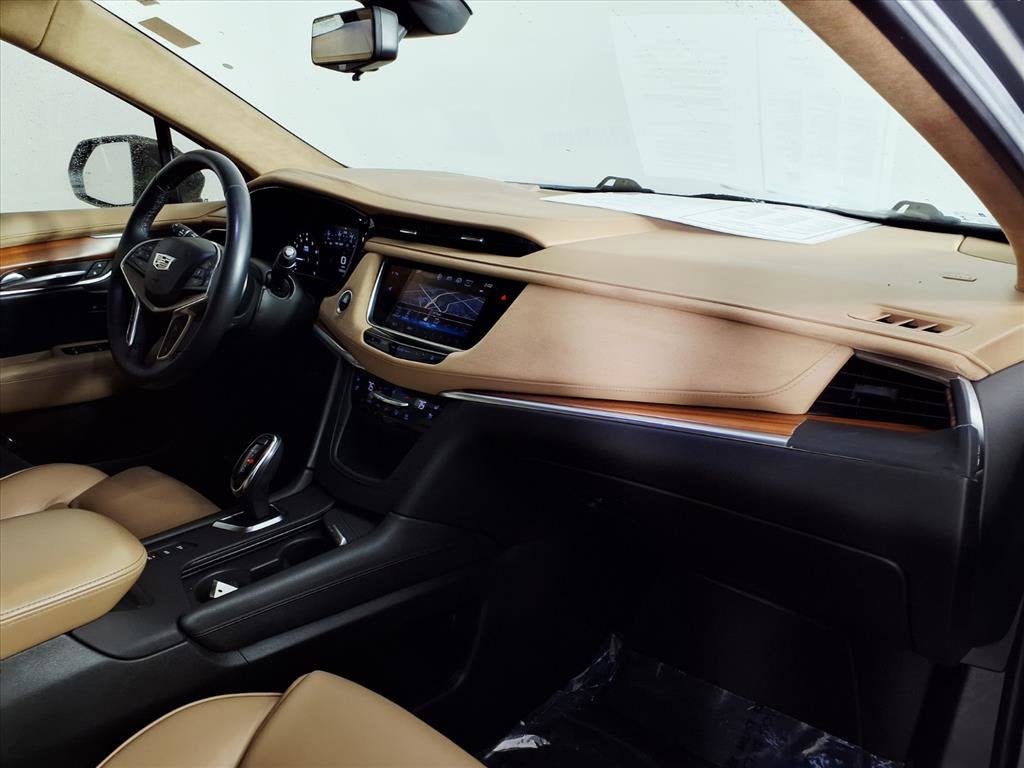 2017 Cadillac XT5 Platinum AWD