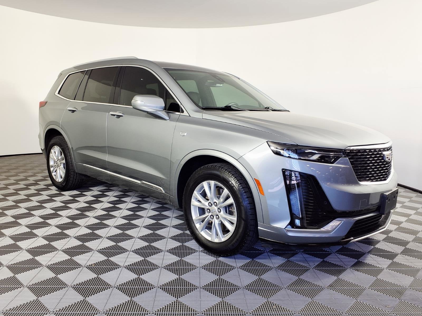 2023 Cadillac XT6 Luxury