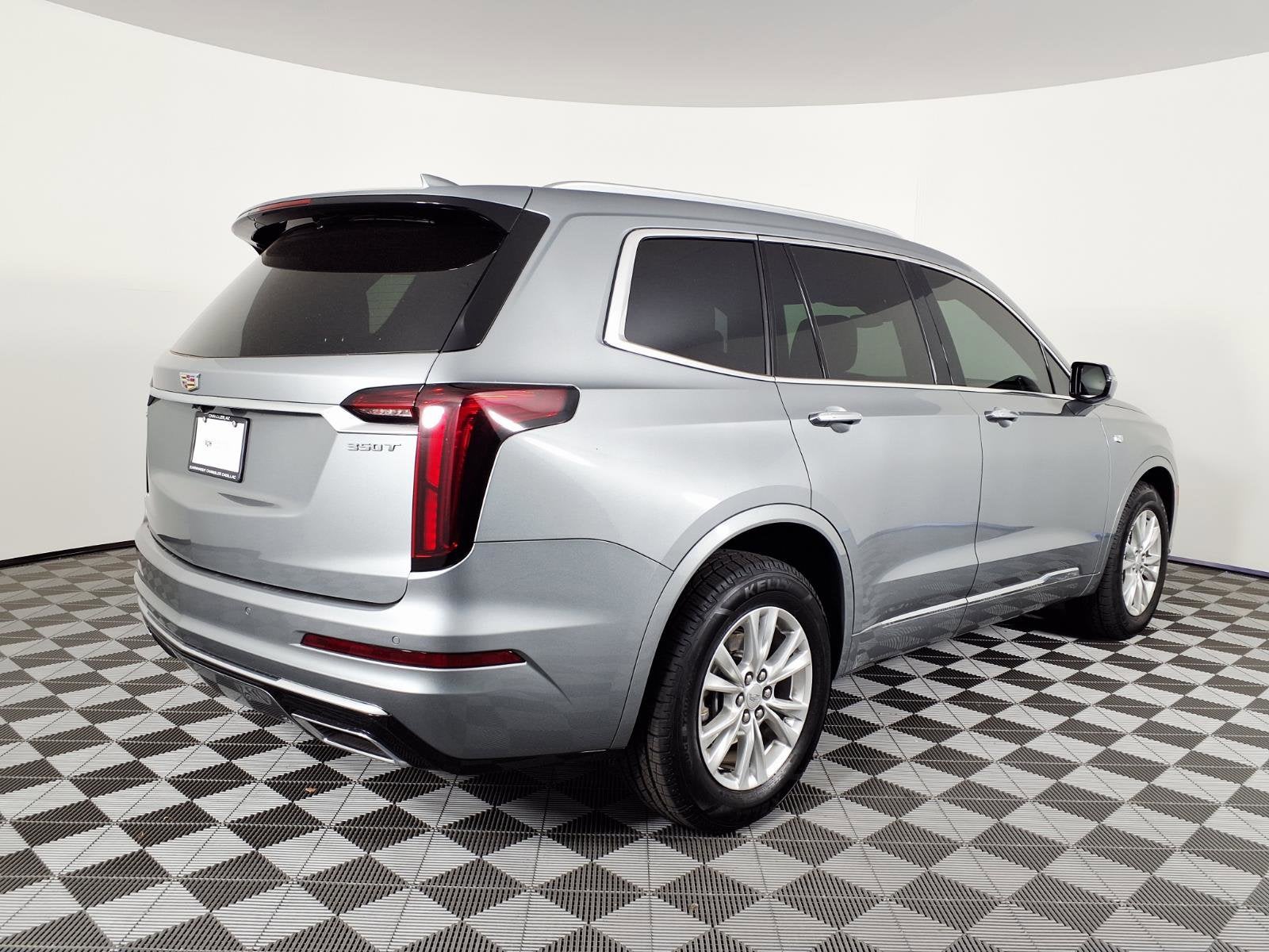 2023 Cadillac XT6 Luxury