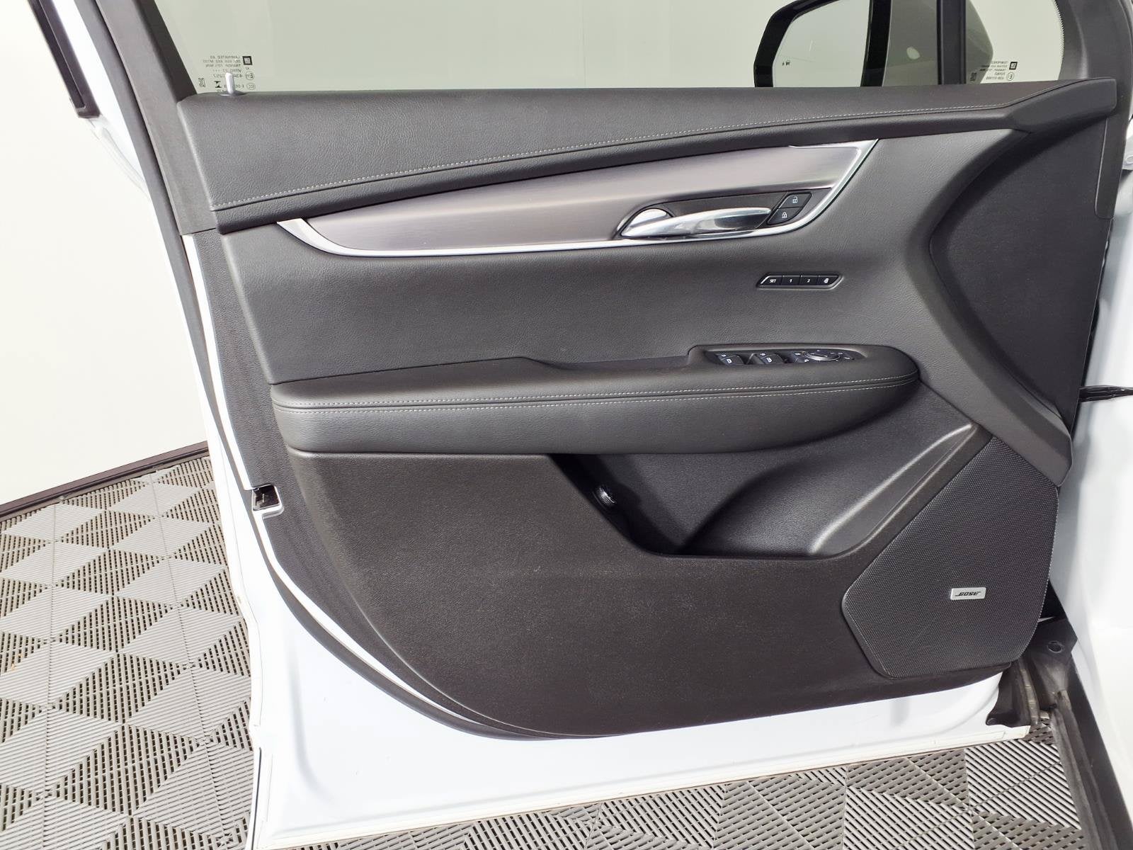 2024 Cadillac XT6 Luxury