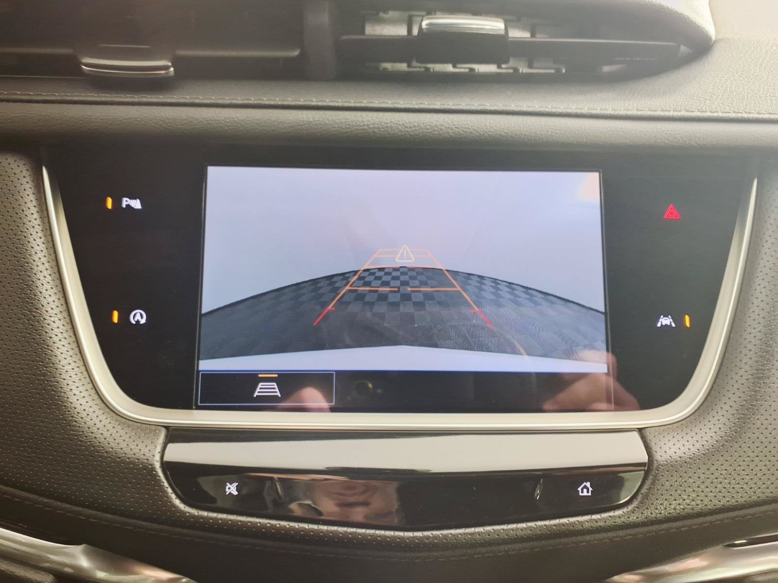 2024 Cadillac XT6 Luxury