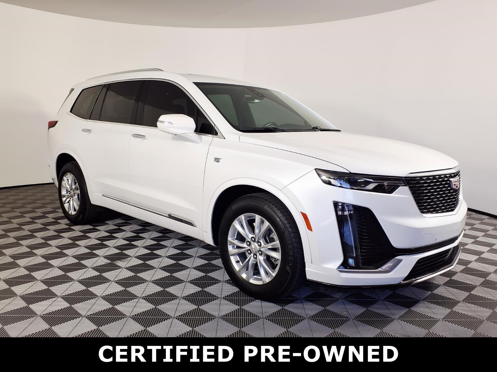 2024 Cadillac XT6 Luxury