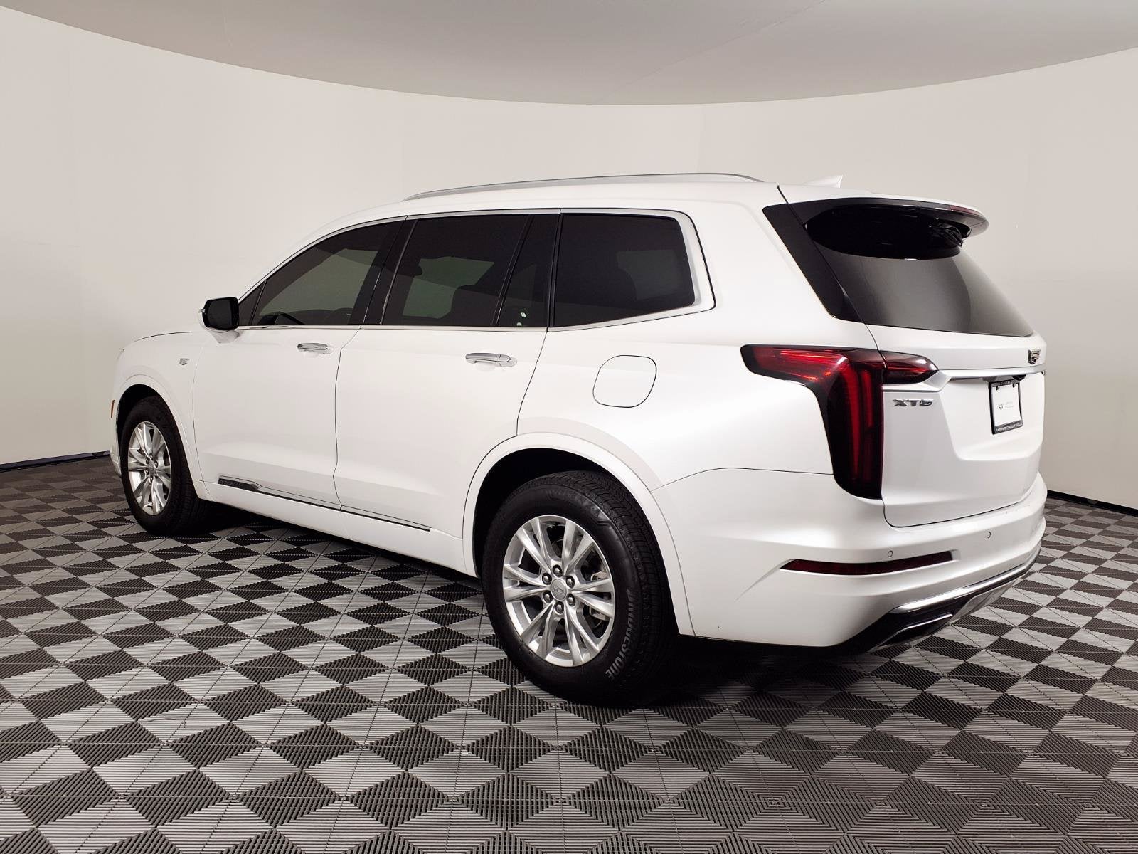 2024 Cadillac XT6 Luxury