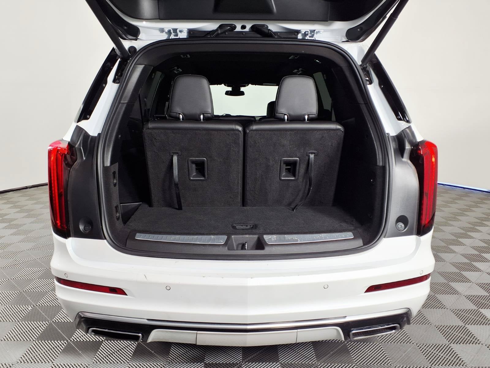 2024 Cadillac XT6 Luxury