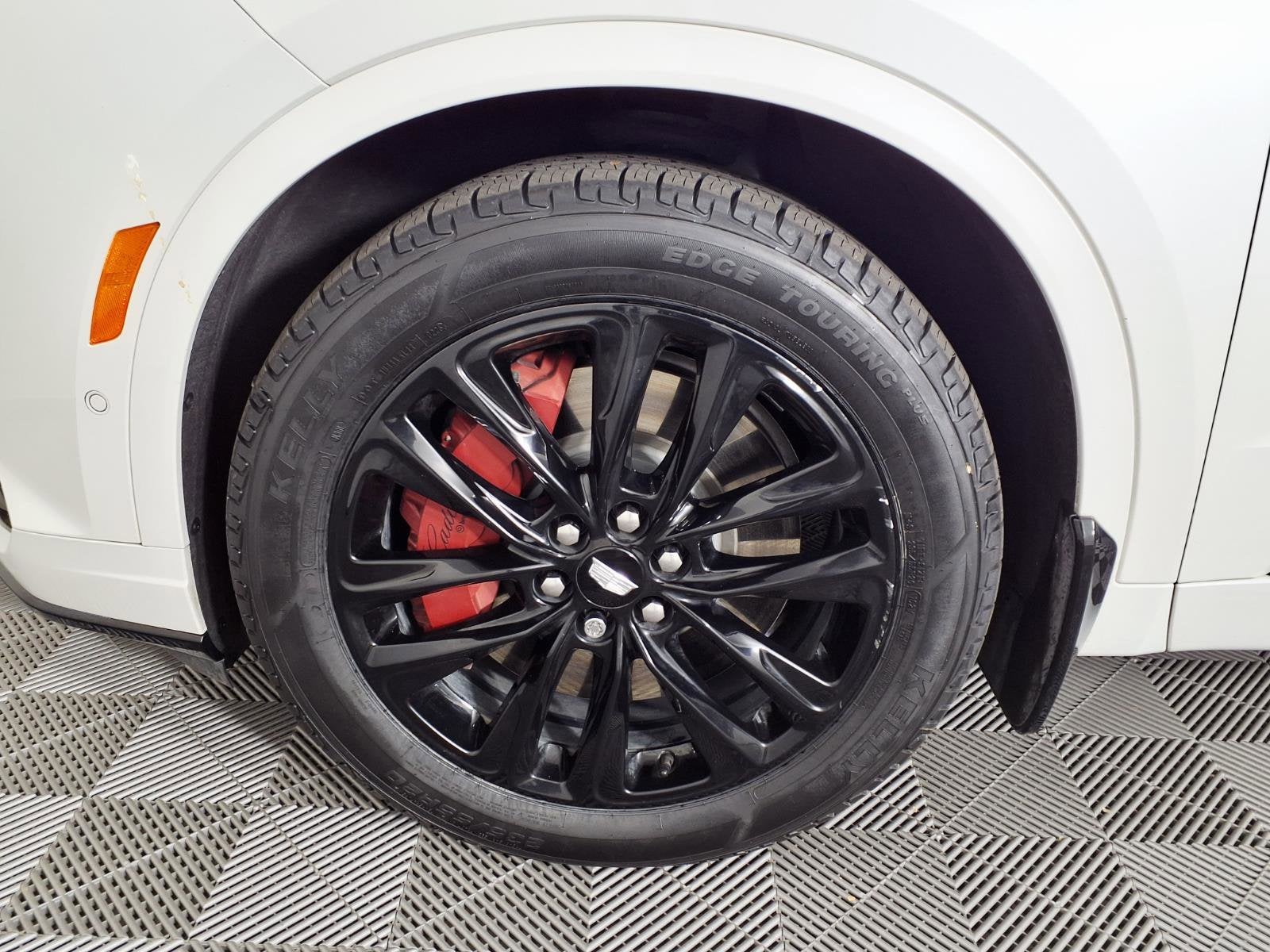 2023 Cadillac XT6 Sport