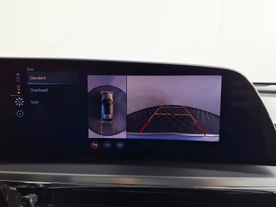 2024 Cadillac LYRIQ Luxury 1