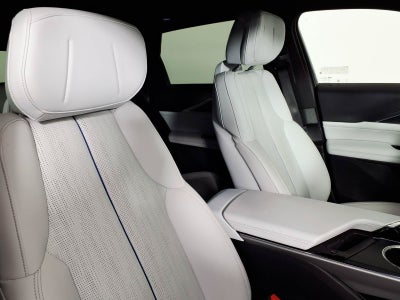 2024 Cadillac LYRIQ Luxury 1