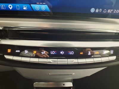 2024 Cadillac LYRIQ Luxury 1