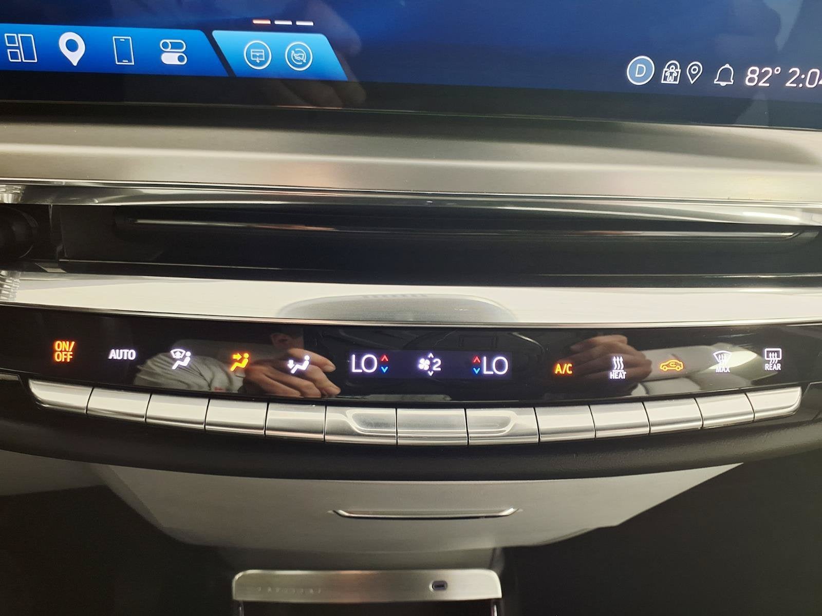 2024 Cadillac LYRIQ Luxury 1