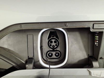 2024 Cadillac LYRIQ Luxury 2