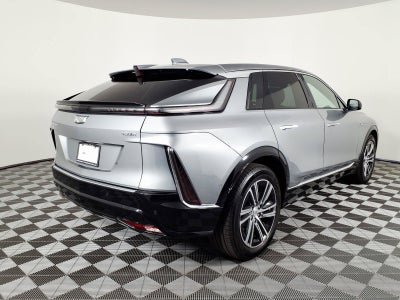 2024 Cadillac LYRIQ Luxury 2