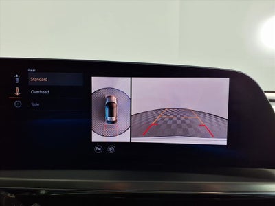 2024 Cadillac LYRIQ Luxury 2