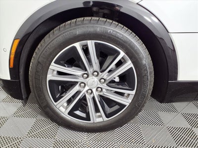 2024 Cadillac LYRIQ Luxury 2