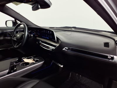 2024 Cadillac LYRIQ Luxury 2