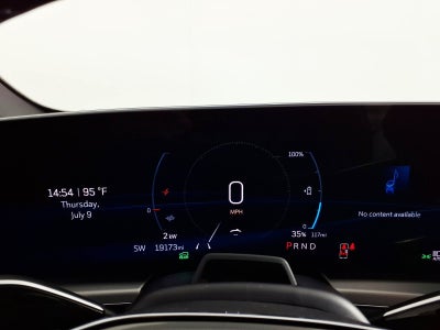 2024 Cadillac LYRIQ Luxury 2