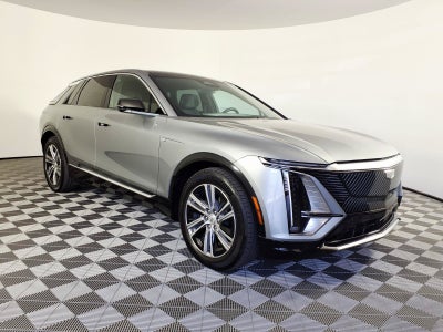 2024 Cadillac LYRIQ Luxury 2