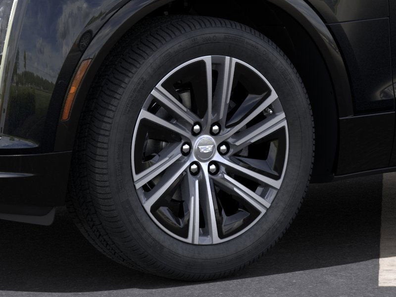 2025 Cadillac LYRIQ Luxury 2