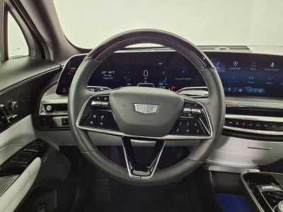 2024 Cadillac LYRIQ Luxury 2