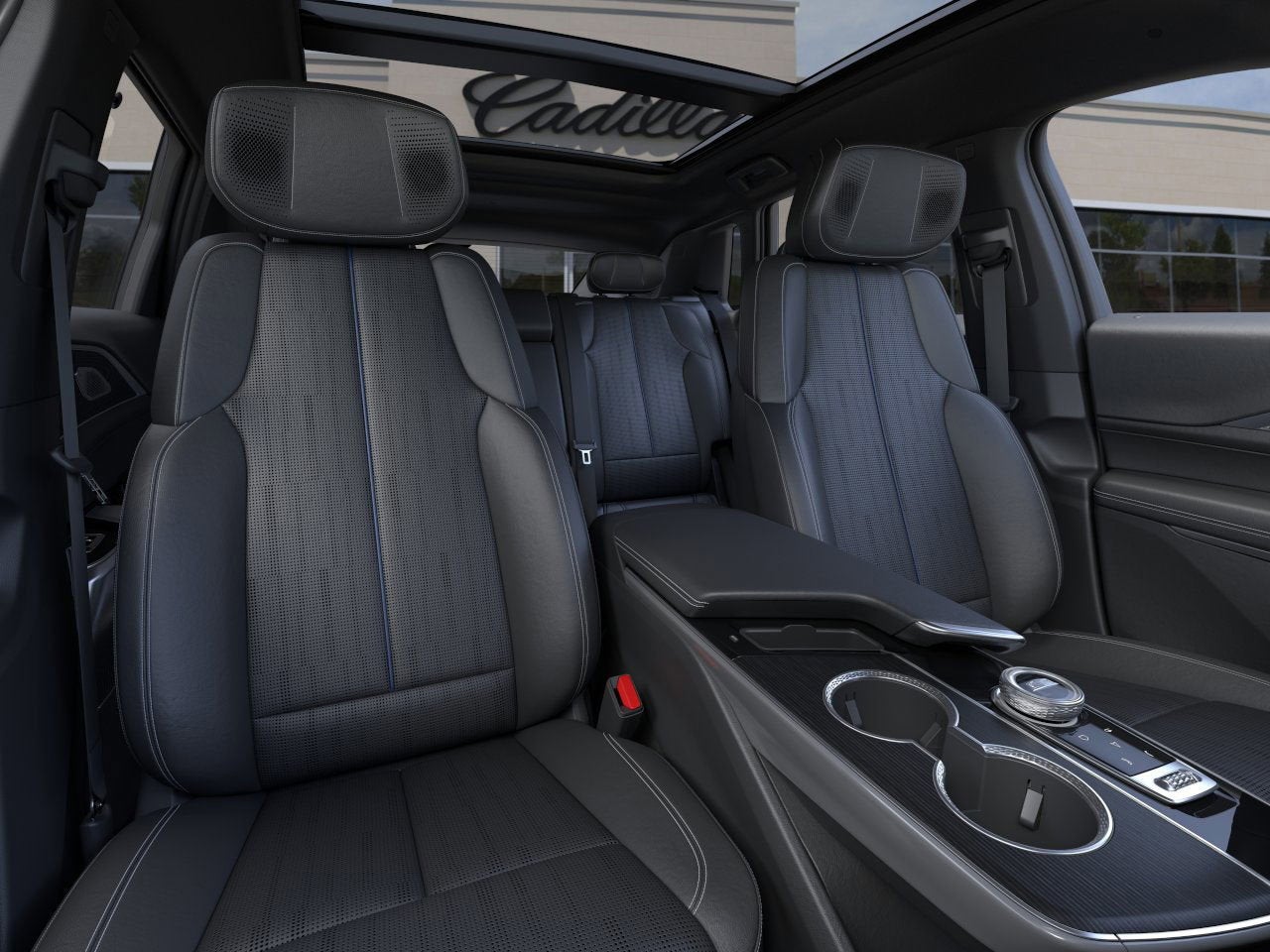 2025 Cadillac LYRIQ Luxury 2