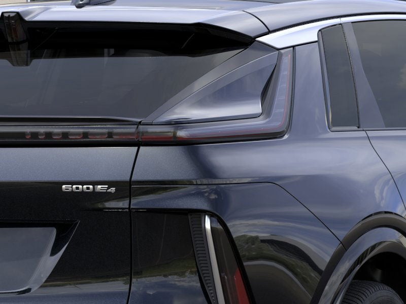 2025 Cadillac LYRIQ Luxury 2