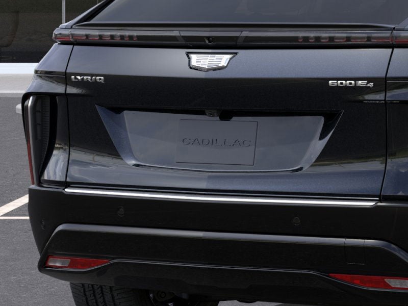 2025 Cadillac LYRIQ Luxury 2