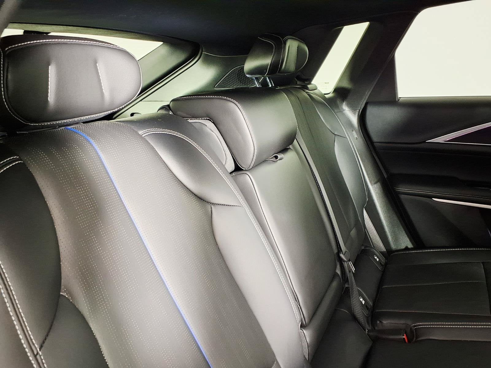 2024 Cadillac LYRIQ Luxury 3