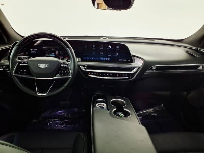 2024 Cadillac LYRIQ Luxury 3